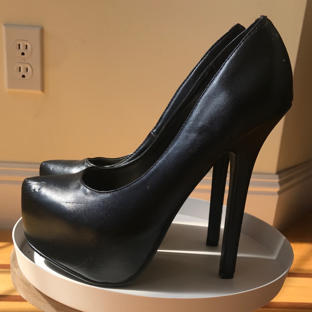 Sexy Black Heels